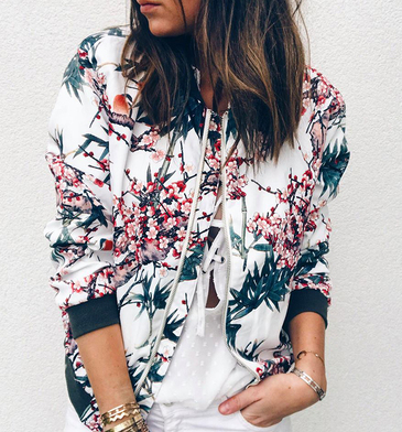 Incredibly beautiful and cozy jacket with a floral pattern