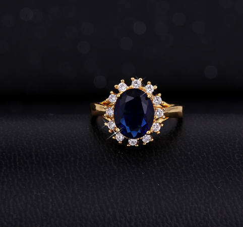 Engagement Ring Vintage emerald magazine star with the same section 18K simulation jewelry