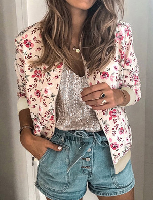 Incredibly beautiful and cozy jacket with a floral pattern