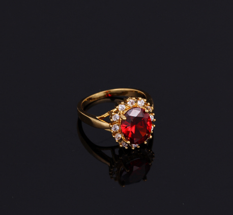 Engagement Ring Vintage emerald magazine star with the same section 18K simulation jewelry