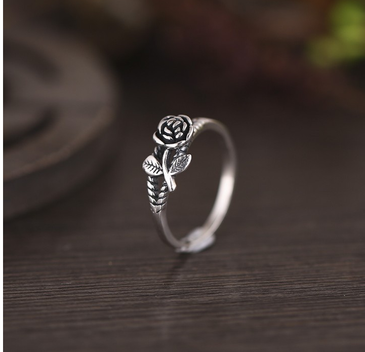 Retro European and American Rings Wild Sweet Simple Rose Ring Female