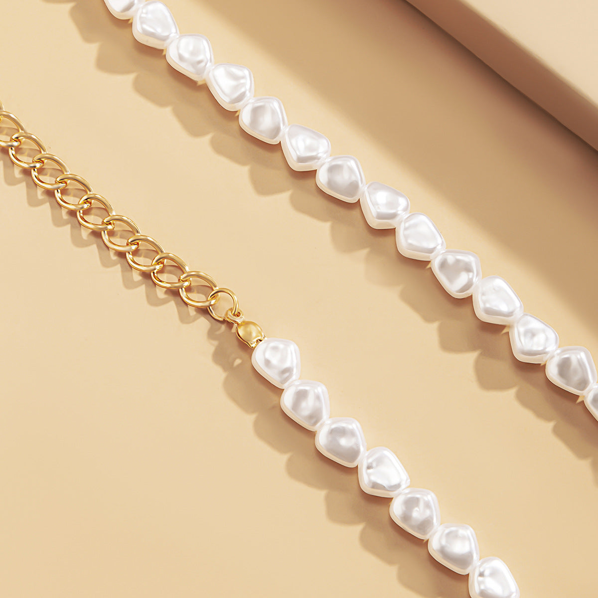 European And American Simple Shaped Pearl Single Layer Waist Chain
