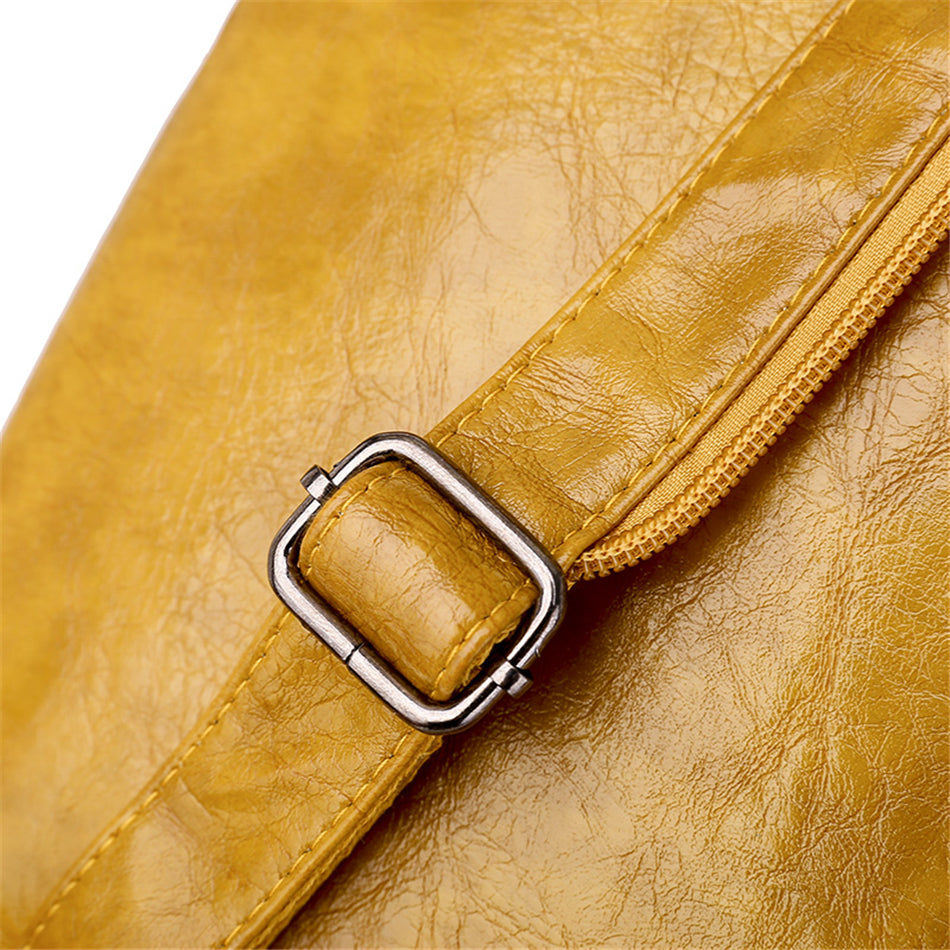 Women's three-in-one backpack