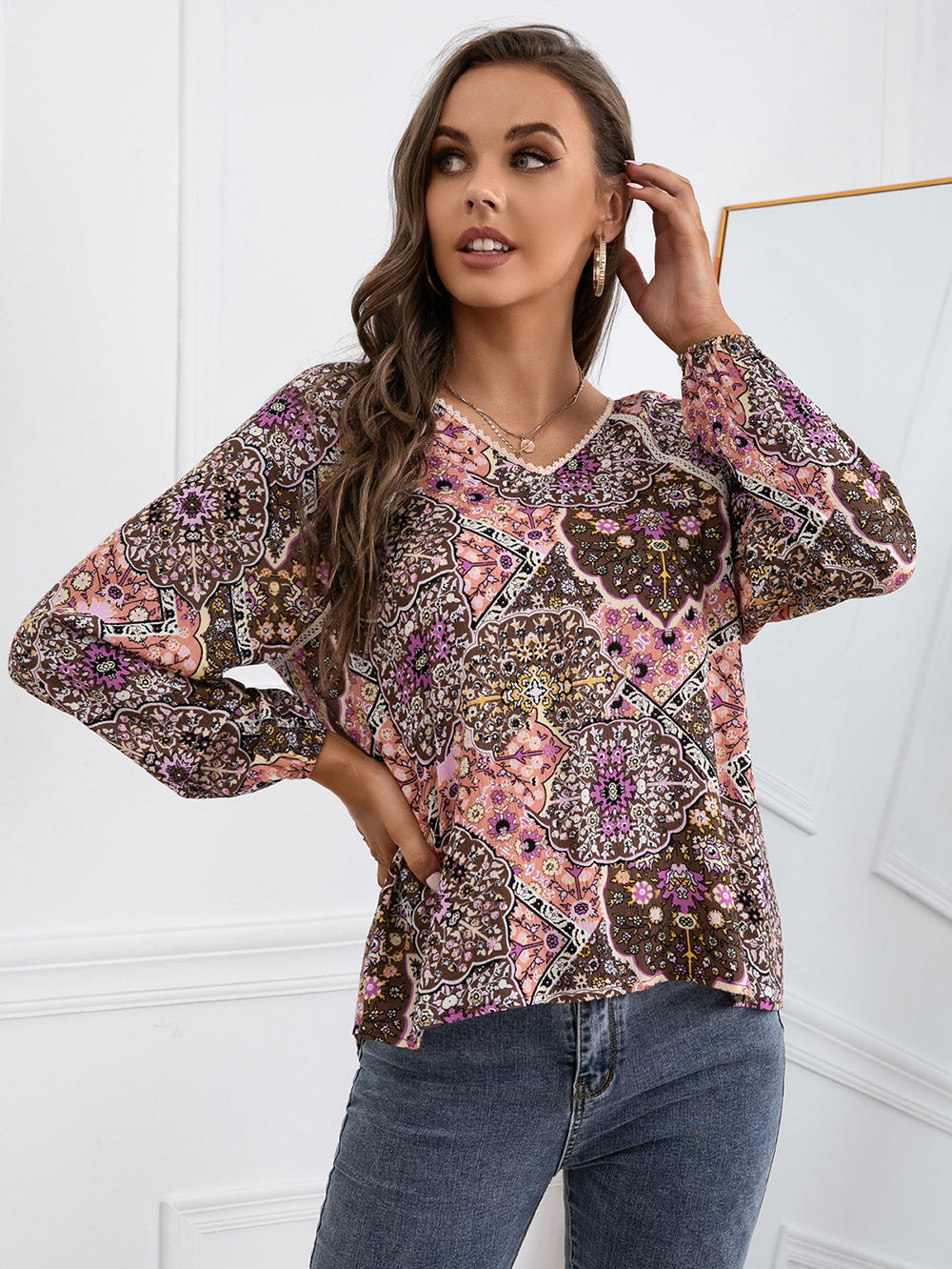 Loose Casual Lace V-neck Long-sleeved Printed Shirt