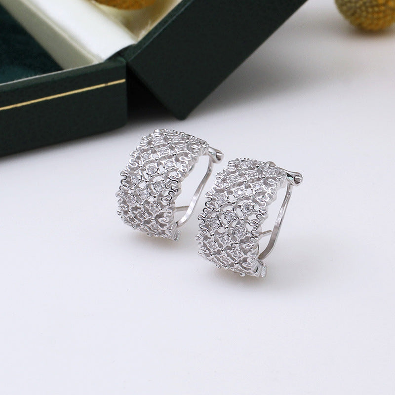 Hollow Vintage S925 Silver Stud Earrings