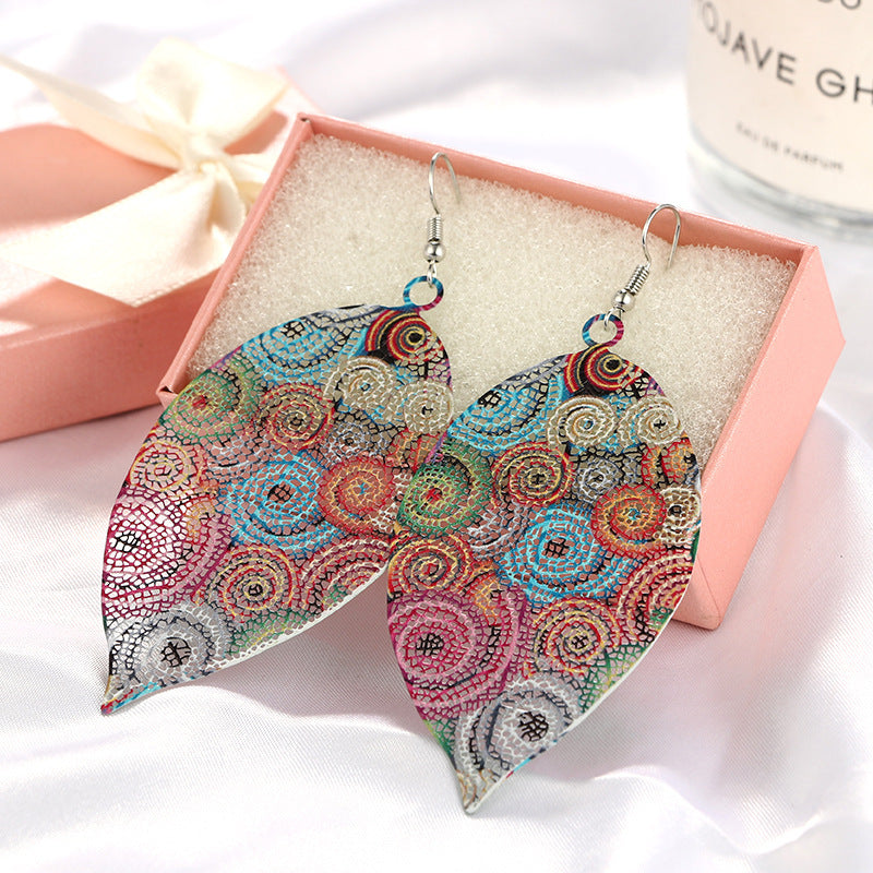 Hollow leaf print earrings