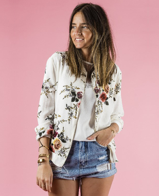 Incredibly beautiful and cozy jacket with a floral pattern