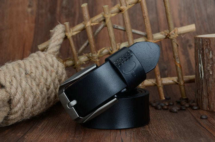 Leather men's pin buckle belt