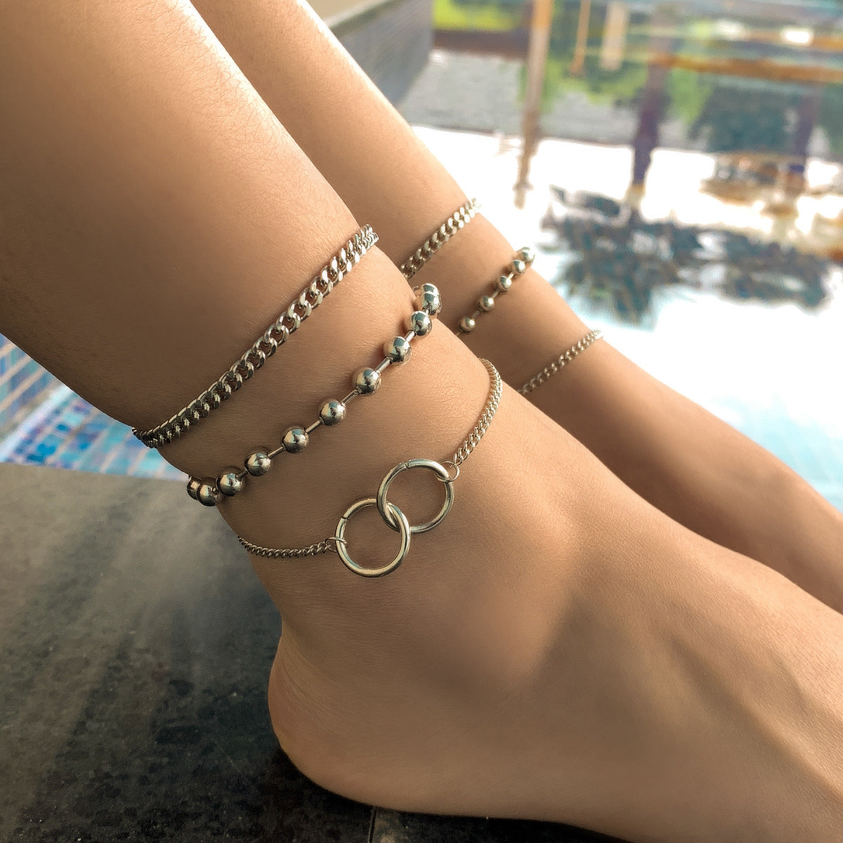 Exaggerated Trend Geometric Ring Metal Bead Suit Anklet Women