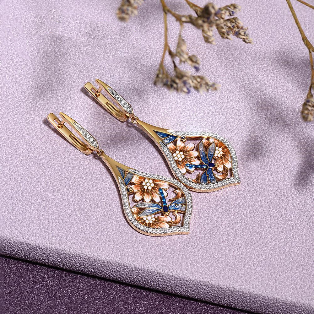 Playful Flower Dripping Craft Full Diamond Earrings