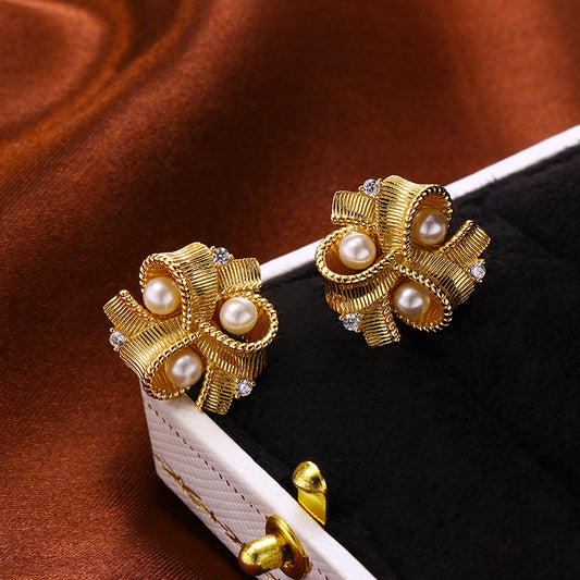 Elegant Little Fragrance Earrings Temperament High-end French Pearl Earrings