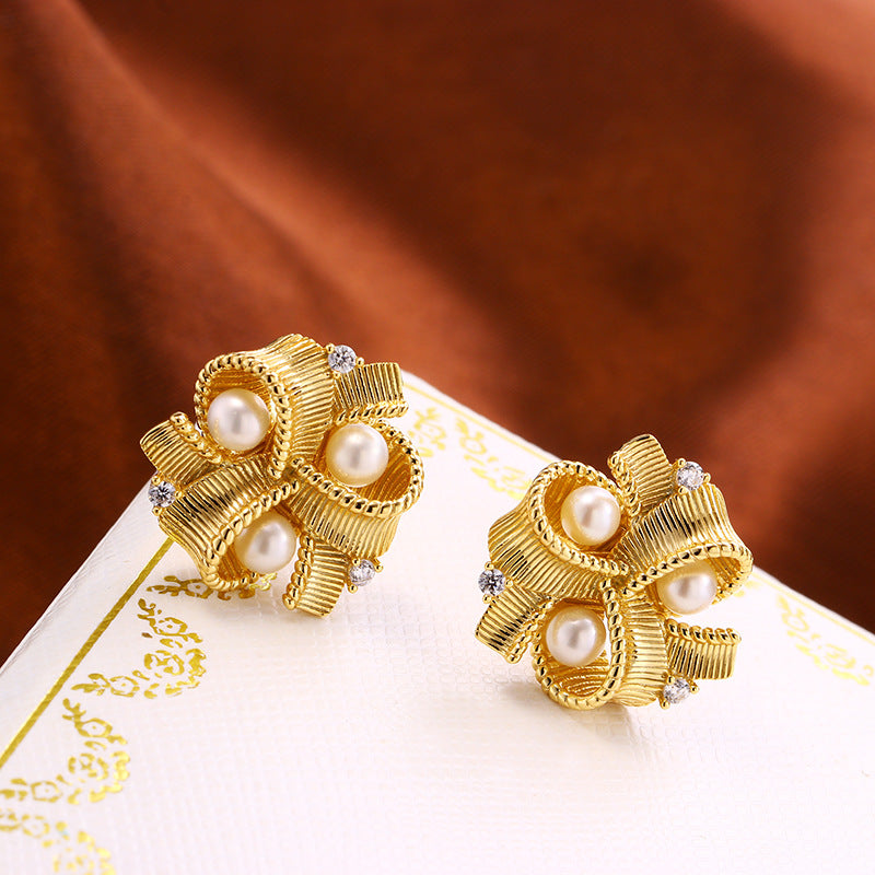 Elegant Little Fragrance Earrings Temperament High-end French Pearl Earrings