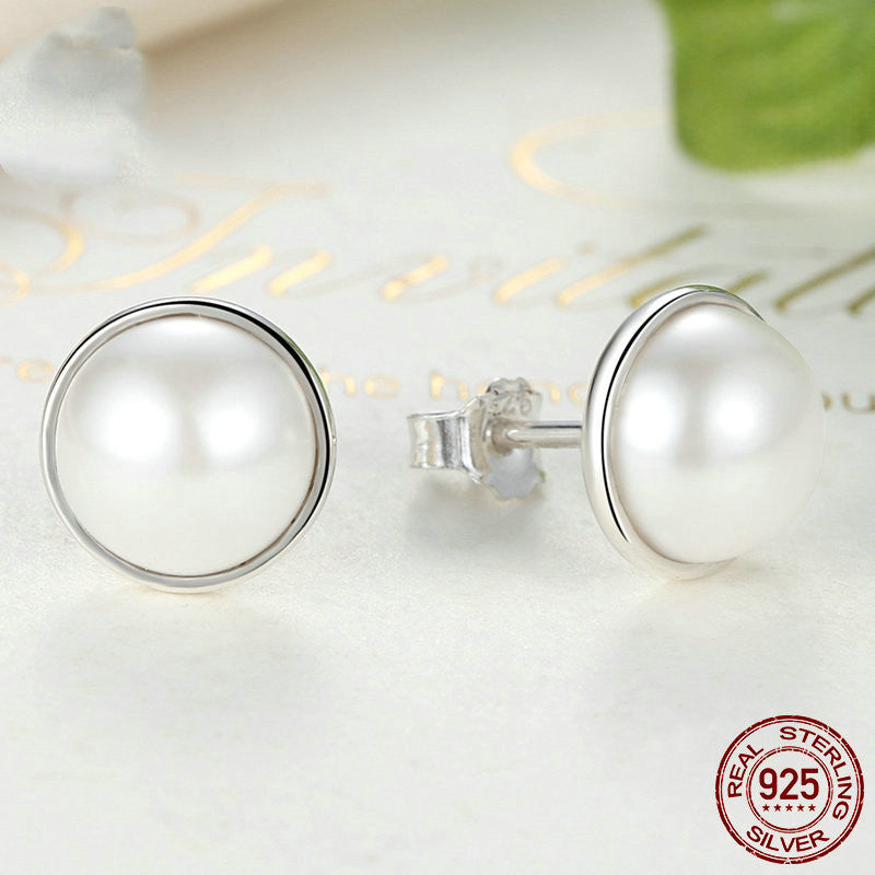 Elegant And Beautiful Earrings Temperament Female Sterling Silver Stud Earrings