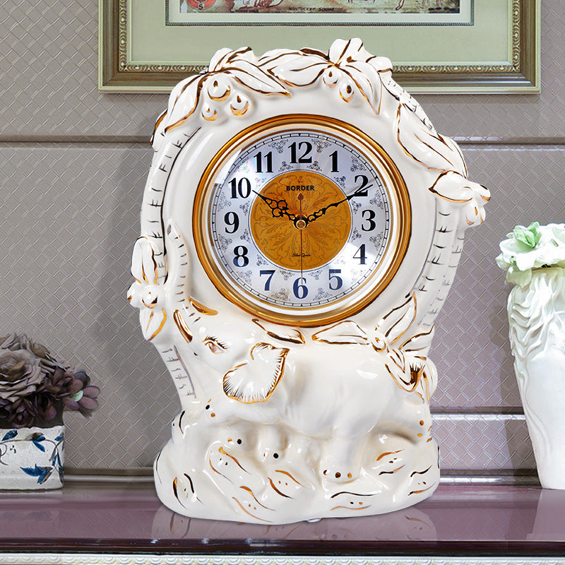 Table Clock Desktop Pendulum Desktop Living Room Bedroom Silent Sitting Clock Ceramic High-End Desktop Clock Home Pendulum Clock European Style