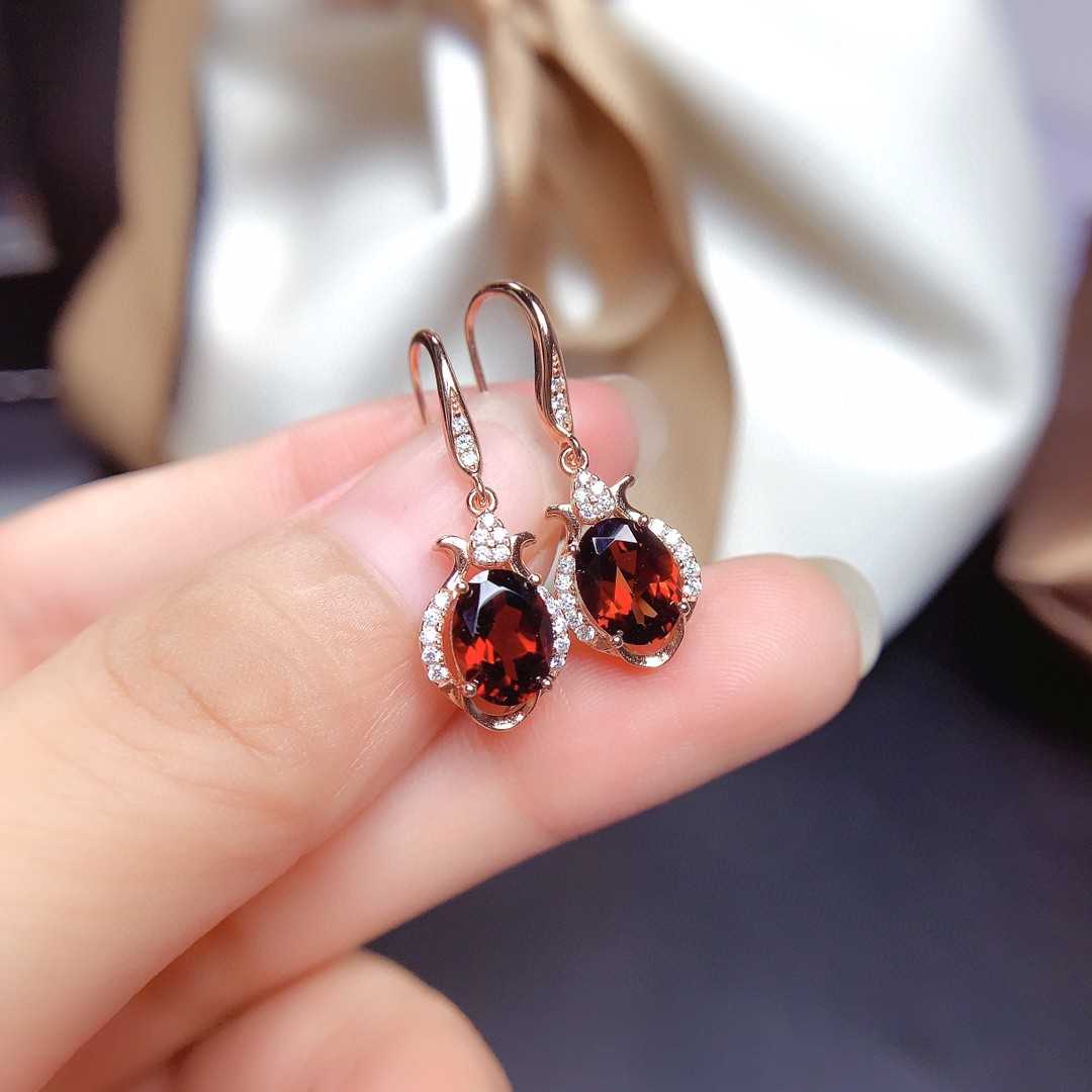 New Style Natural Mozambique Garnet Earrings For Women With All Crystals