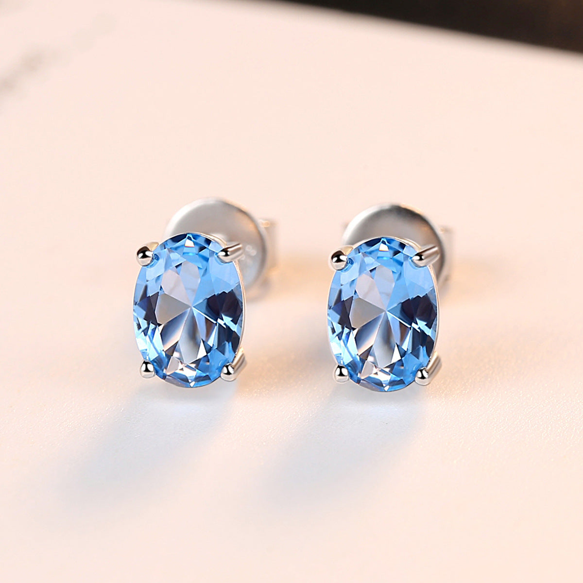 Women's S925 Sterling Silver Stud Earrings