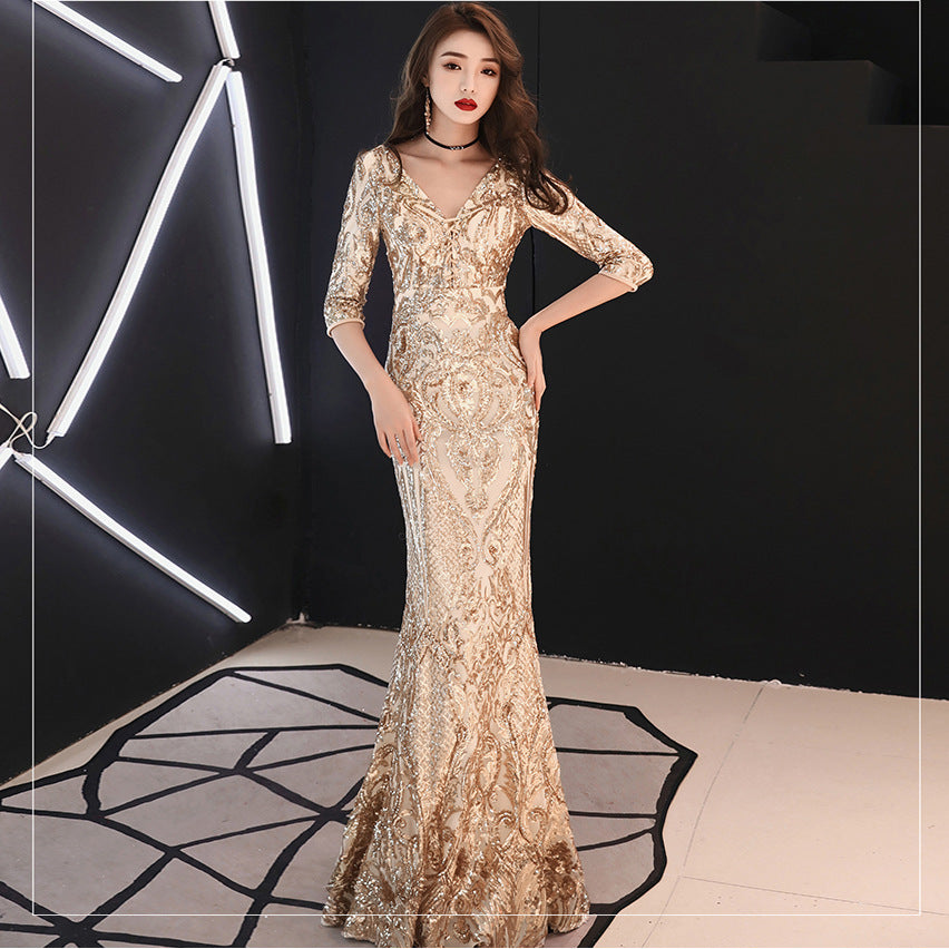 Sexy fishtail dress in sequined evening dress