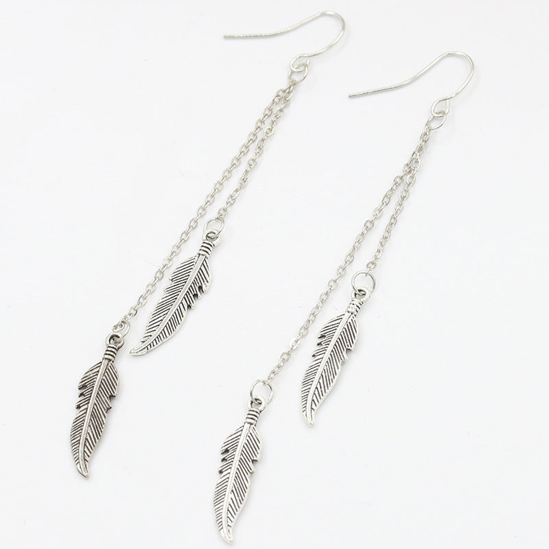 Tassel chain feather stud earrings