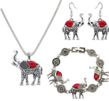 European and American retro turquoise elephant carved three-piece suit jewelry