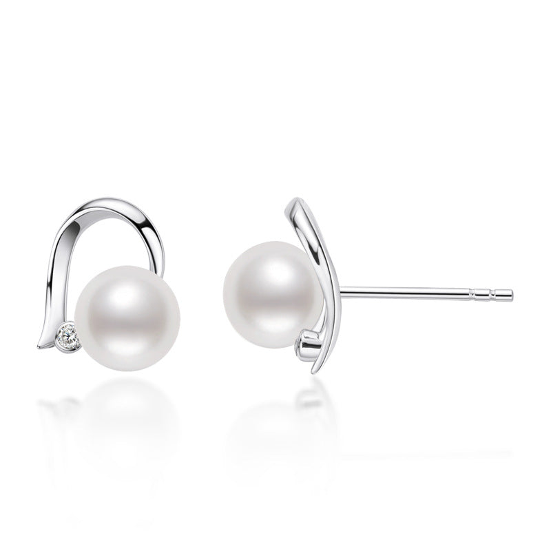 Retro White Drop-shaped Geometric Stud Earrings