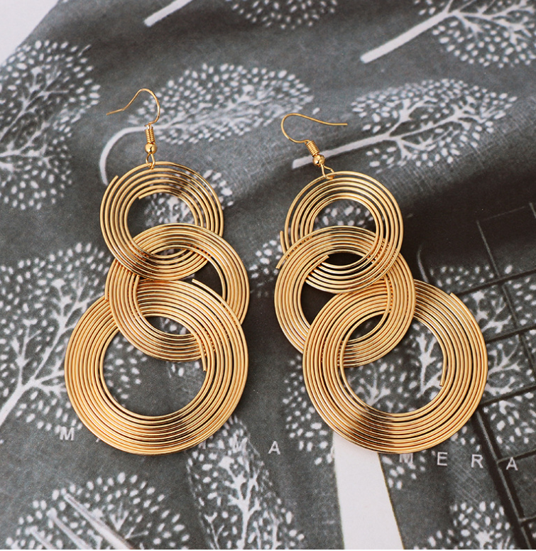 Fashion temperament tassel earrings