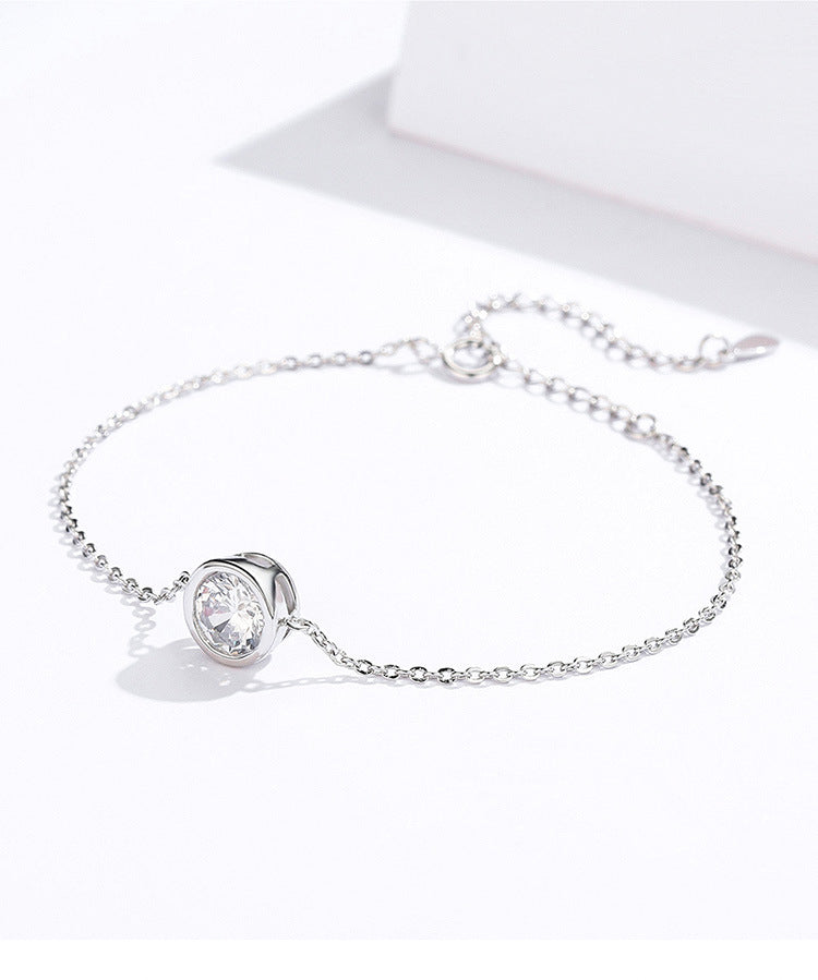 Simple small round zircon bracelet