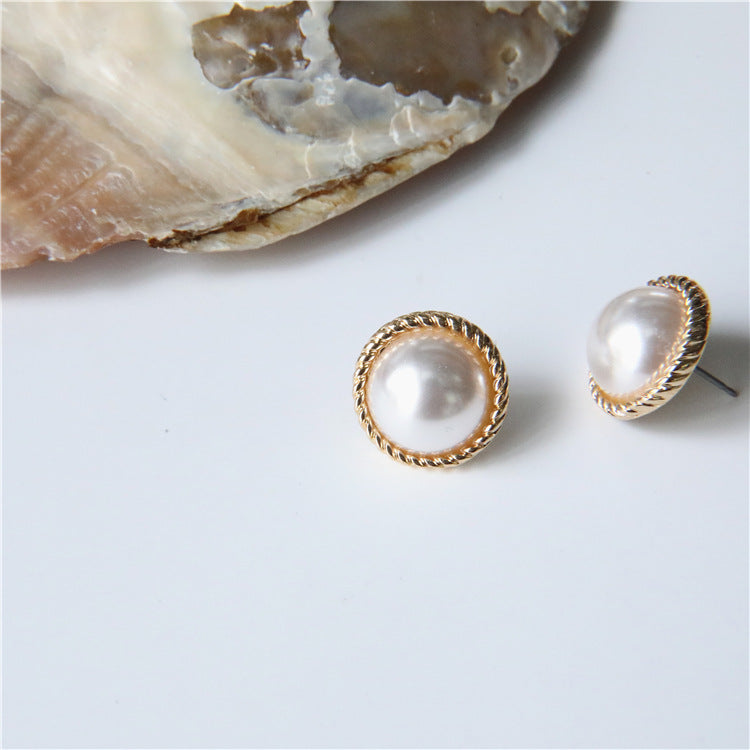 Pearl Cat Eye Stud Earrings