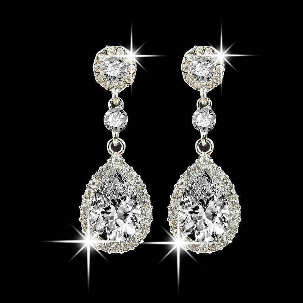 Shiny drop crystal earrings