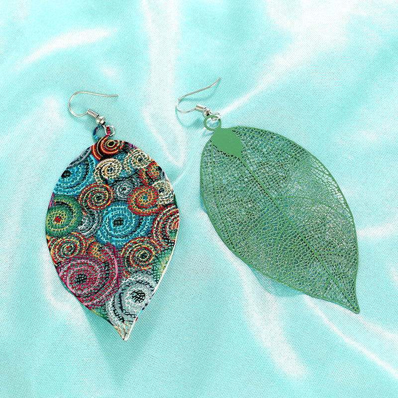 Hollow leaf print earrings