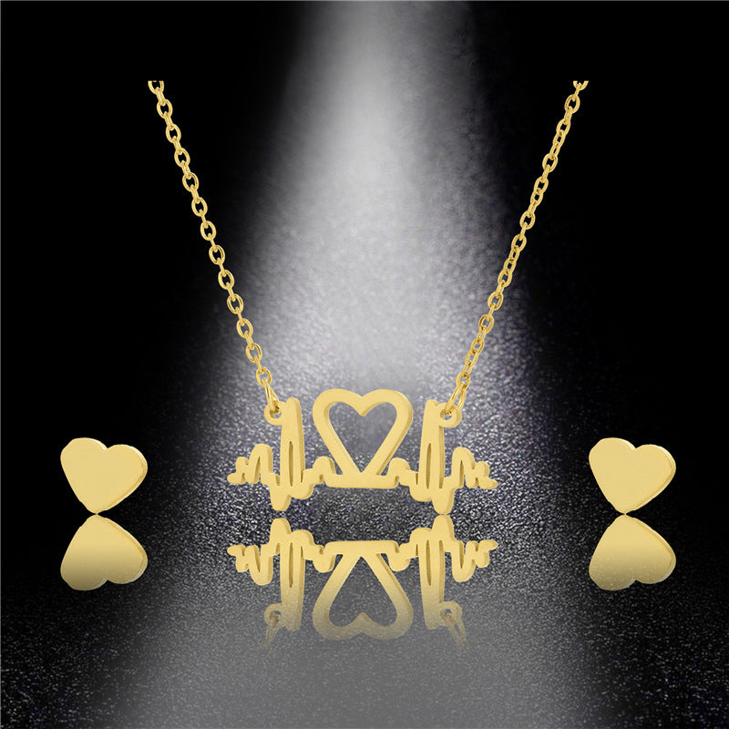 Heart-shaped clavicle chain set