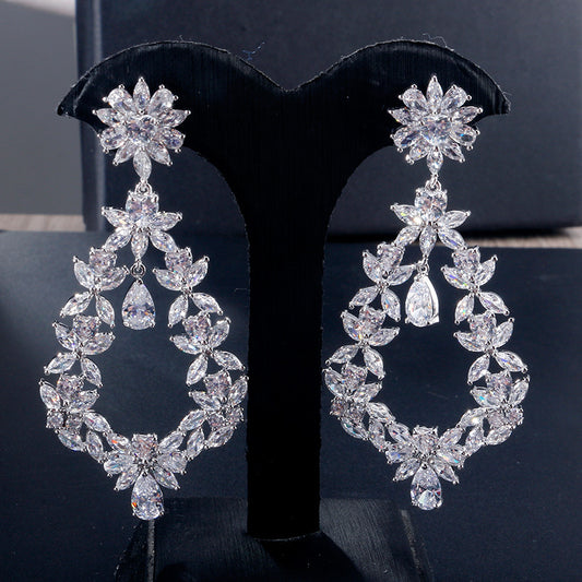 Fashion Exaggerated Wreath Zircon Earrings