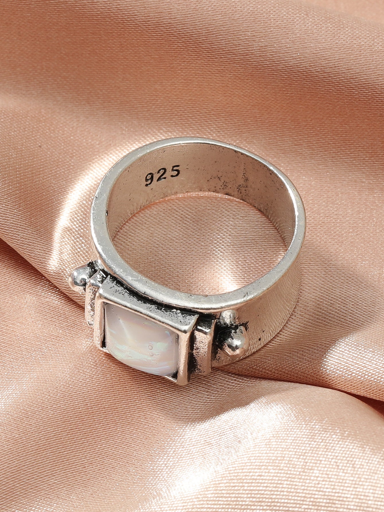 Rings European And American Engagement And Wedding Souvenir Gemstone Rings