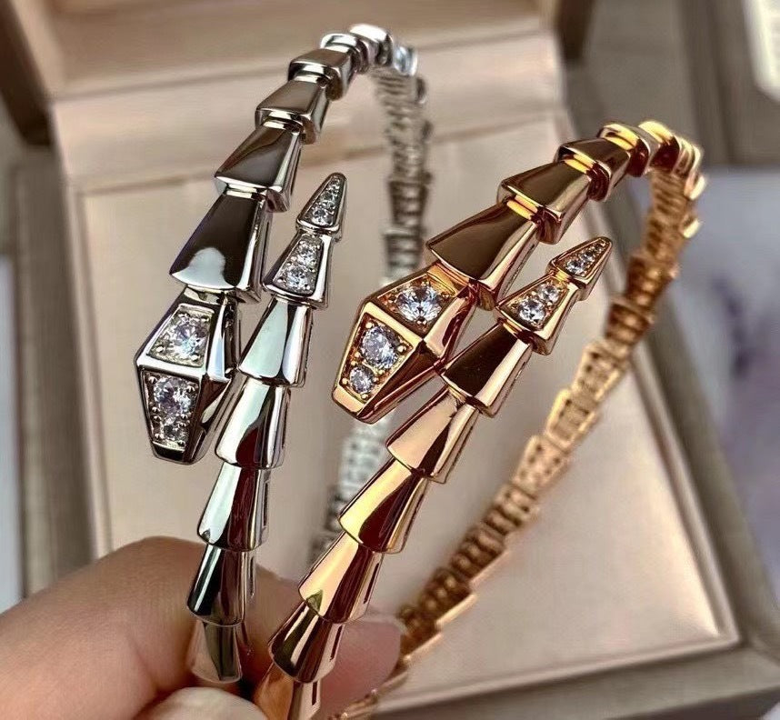 Bao Jia Snake Bone Elastic Bracelet Full Of Drilled Openings