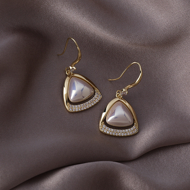 Sparkling Diamond Triangle Pearl Earrings