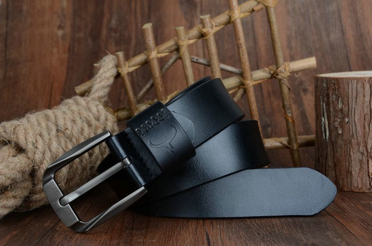 Leather men's pin buckle belt