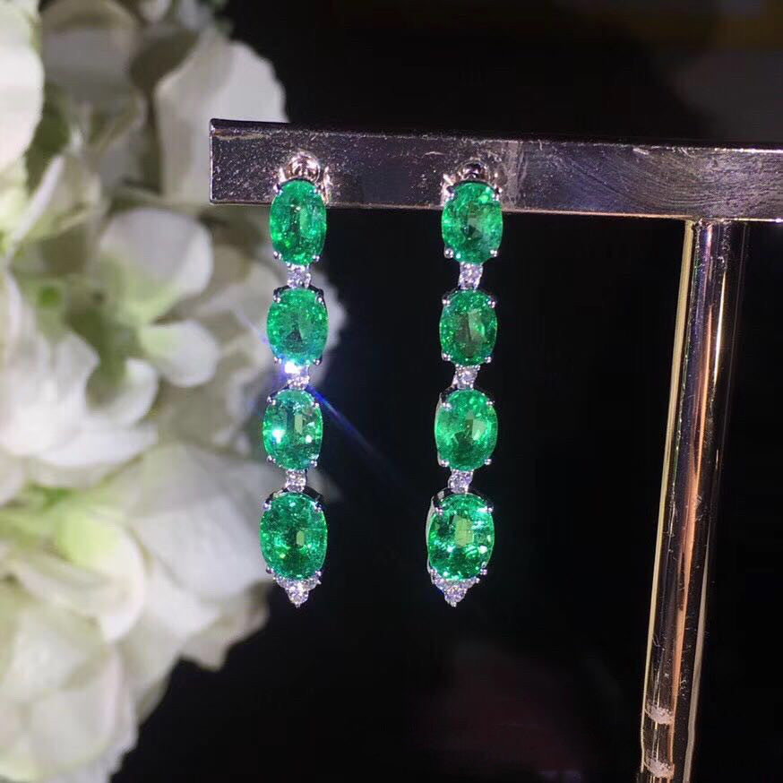 Natural Emerald Stud Earrings S925 Silver Fashion