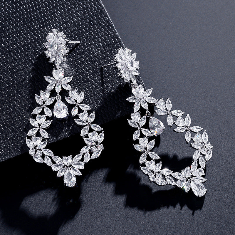 Fashion Exaggerated Wreath Zircon Earrings