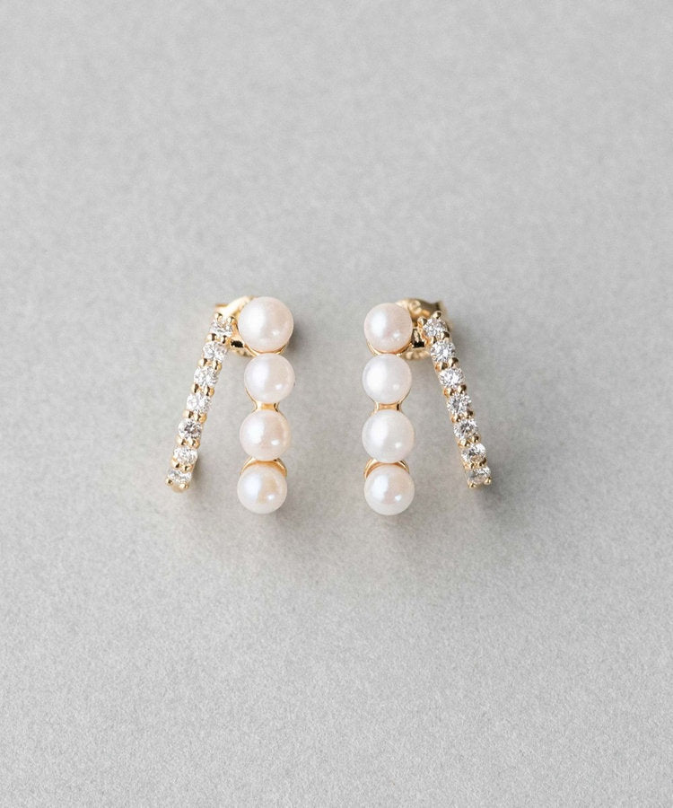 Small Design Simple Temperament Freshwater Pearl Earrings