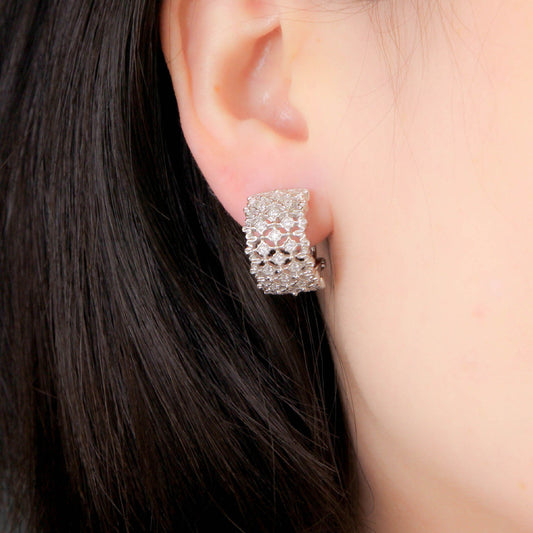 Hollow Vintage S925 Silver Stud Earrings