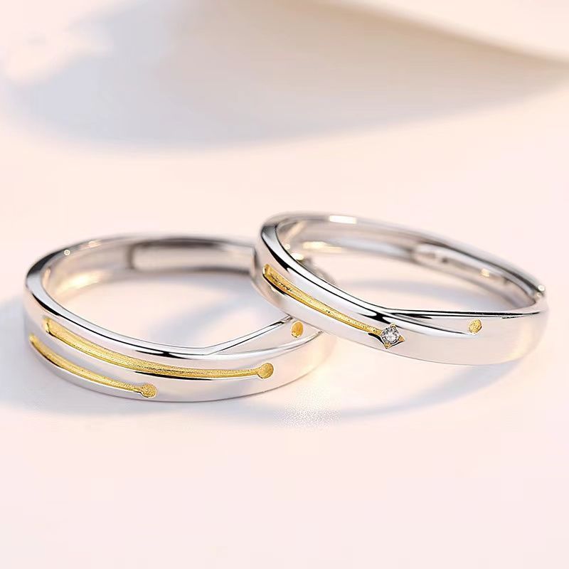 A Pair Of S925 Silver Couple Rings